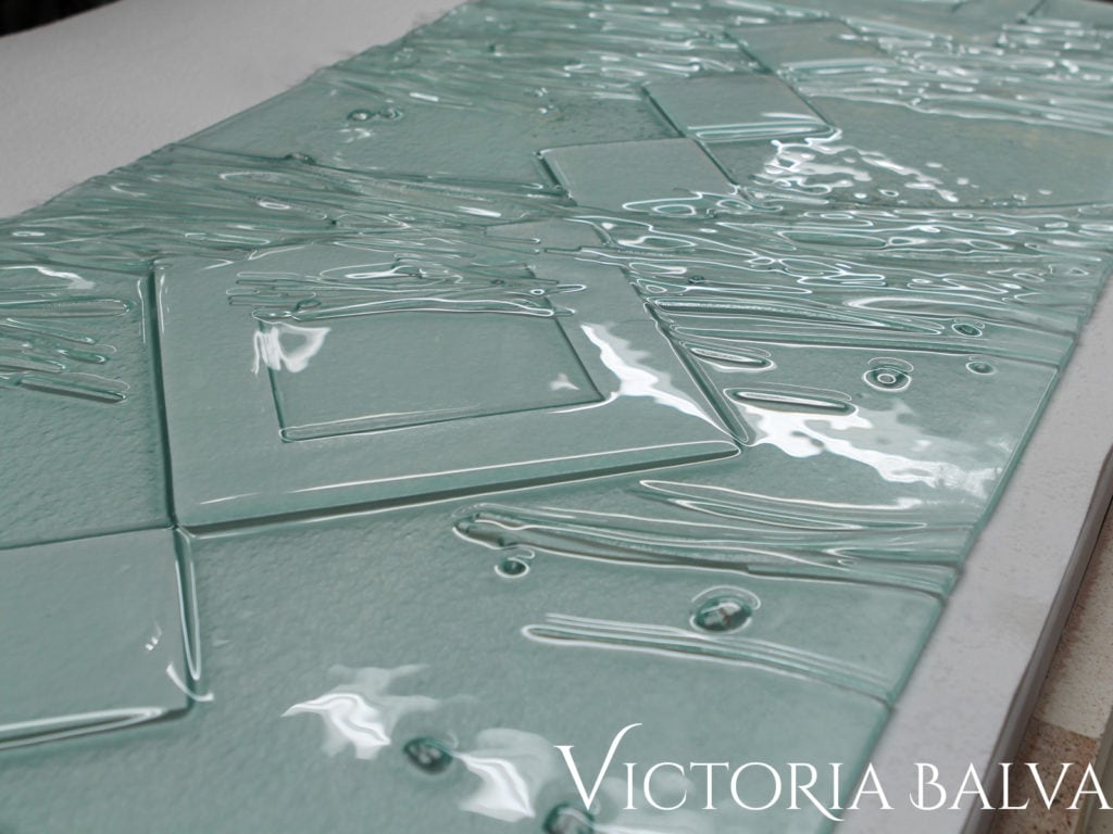 Kiln-cast glass: Bas relief float glass 3